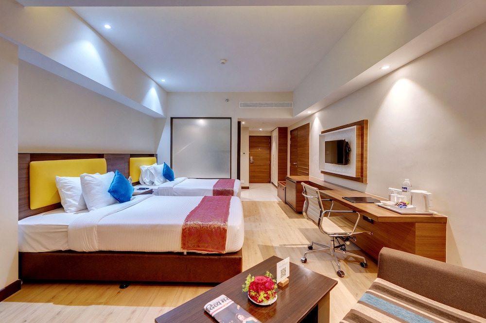 Deluxe Double or Twin Room - Photo 3