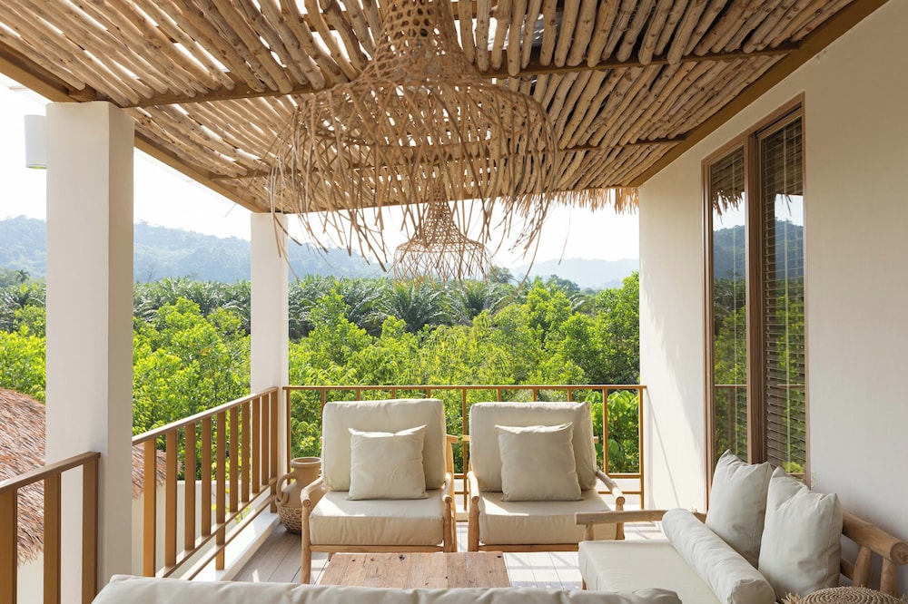 Luxury Double Room, Balcony, Pool View photo 3