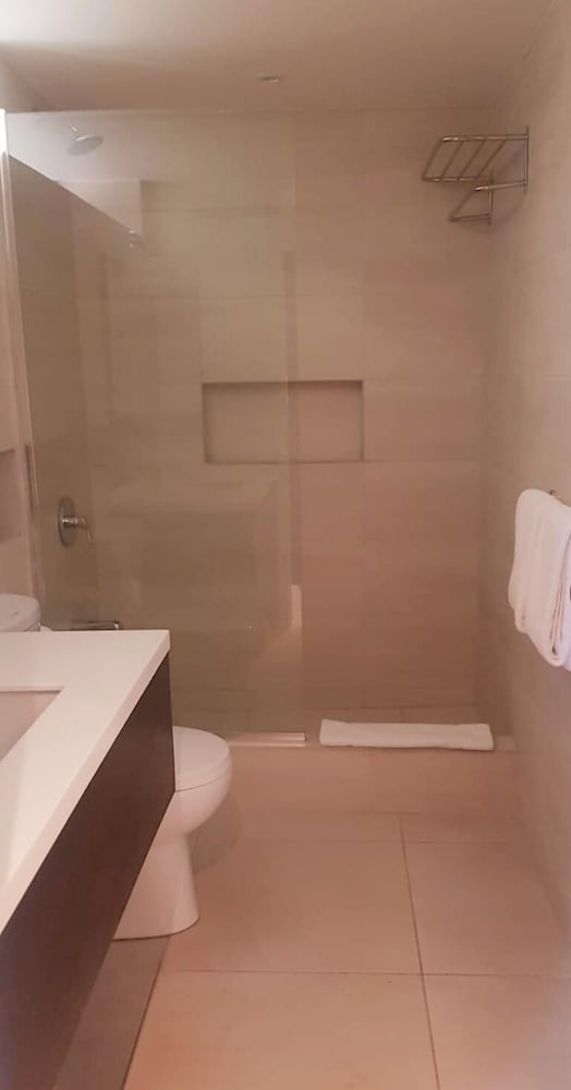 Standard Room, 2 Double Beds, Pool View photo 2