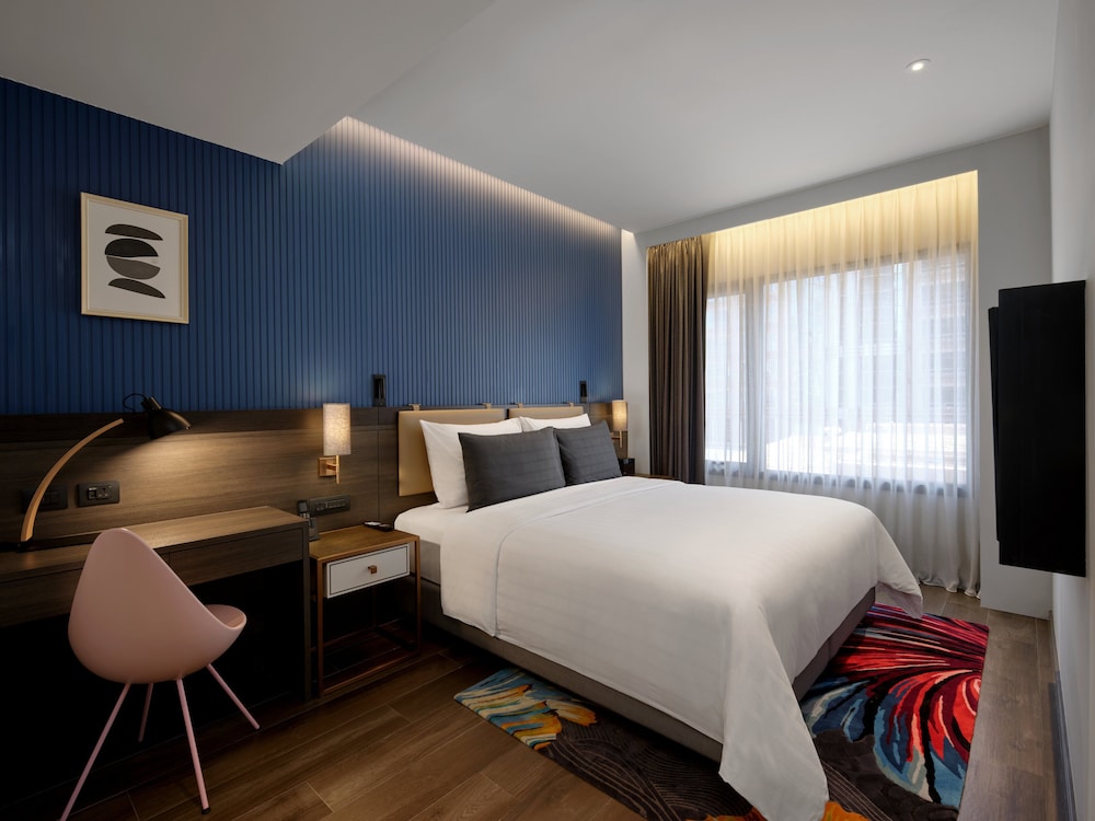 Suite, 2 Bedrooms, Corner