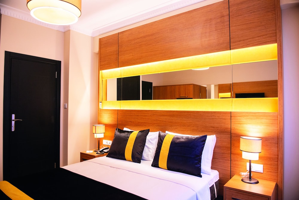 Economy Quadruple Room photo 1