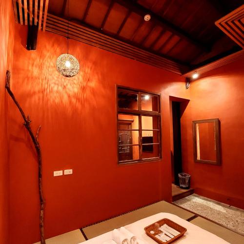 Deluxe Double Room with Private Bathroom photo 1