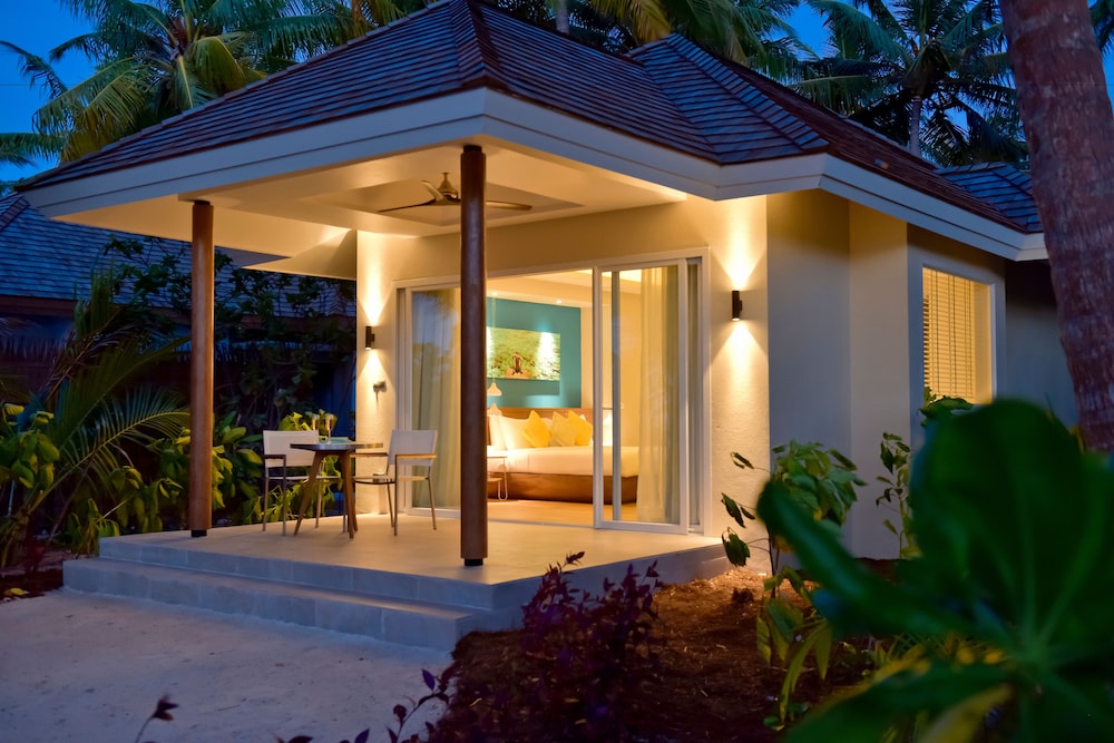 Sunrise Beach Pool Villa with Swirl Pool photo 3