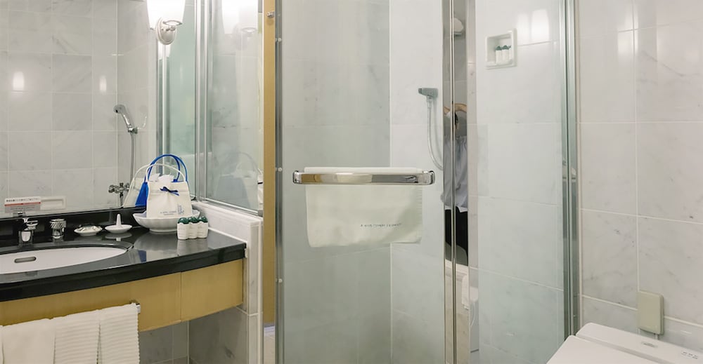 Clement Twin Room, Non Smoking (32 sqm) - Photo 17