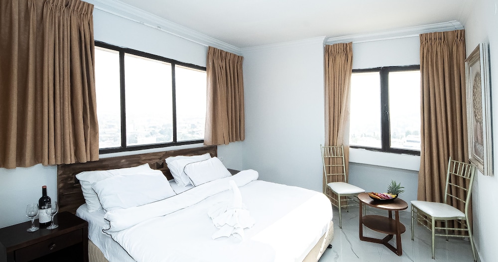 Executive Studio Suite photo 1