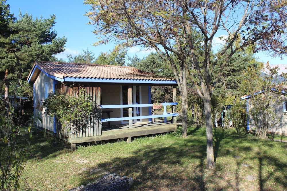 Comfort Bungalow photo 2