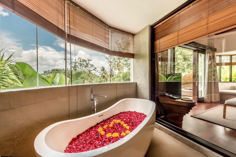 Courtyard Villa - Photo 20