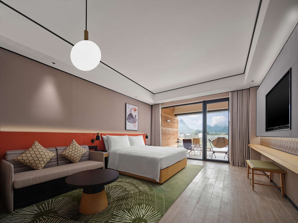 Deluxe Room, 1 King Bed