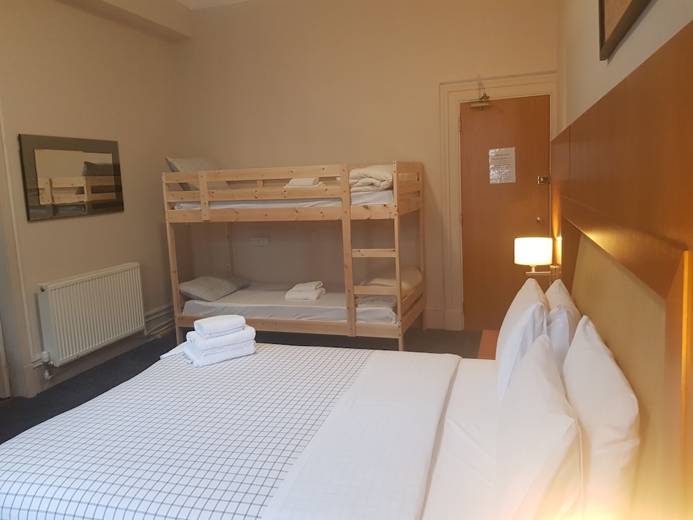Quadruple Room photo 3