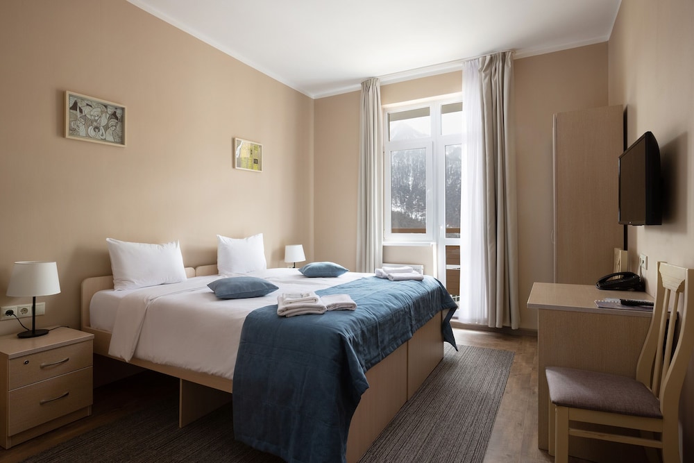 Double or Twin Room, Shared Bathroom (Balcony) photo 2