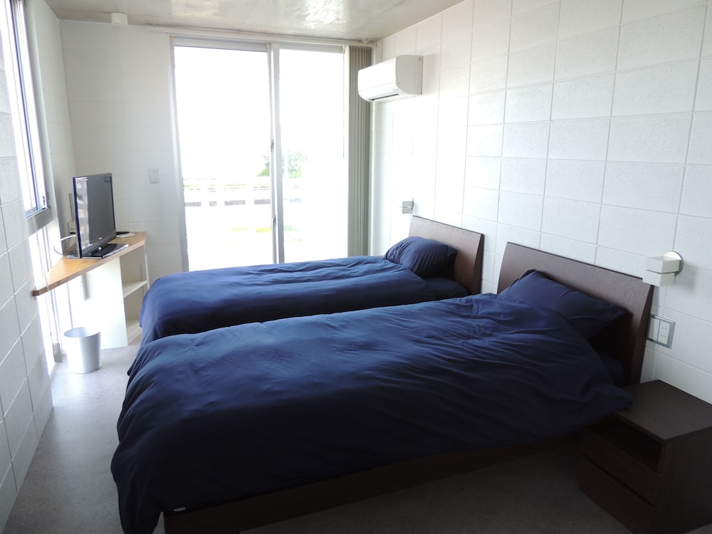 Standard Twin Room, Balcony, Ocean View photo 1