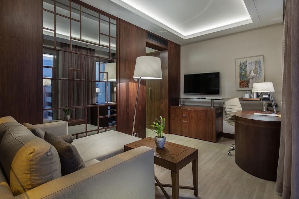 Junior Suite, 2 Twin Beds, Non Smoking