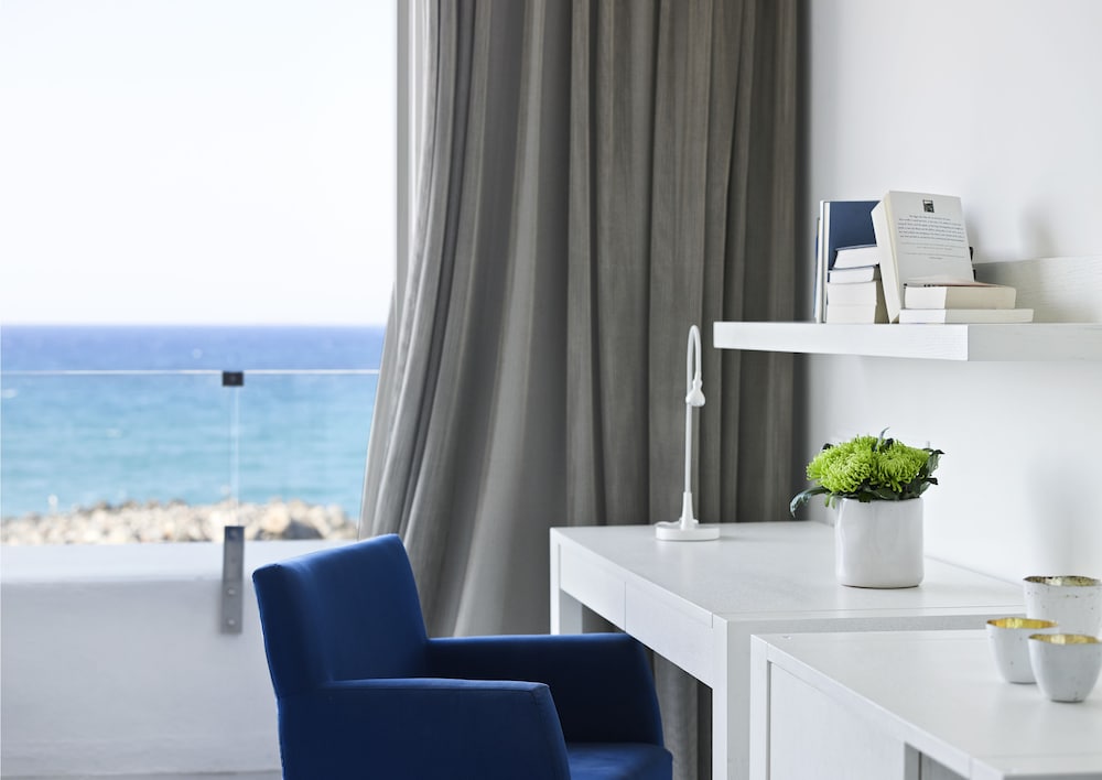 Island Suite Seafront - Photo 7
