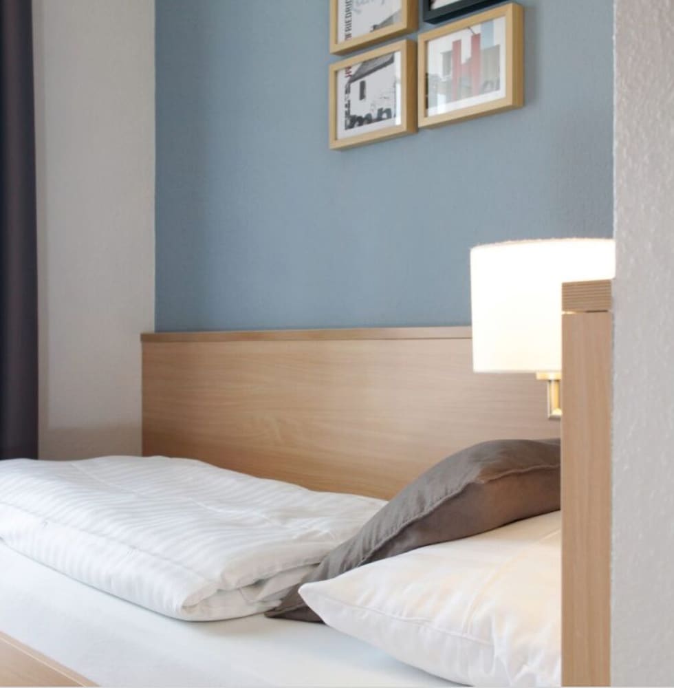 Classic Single Room