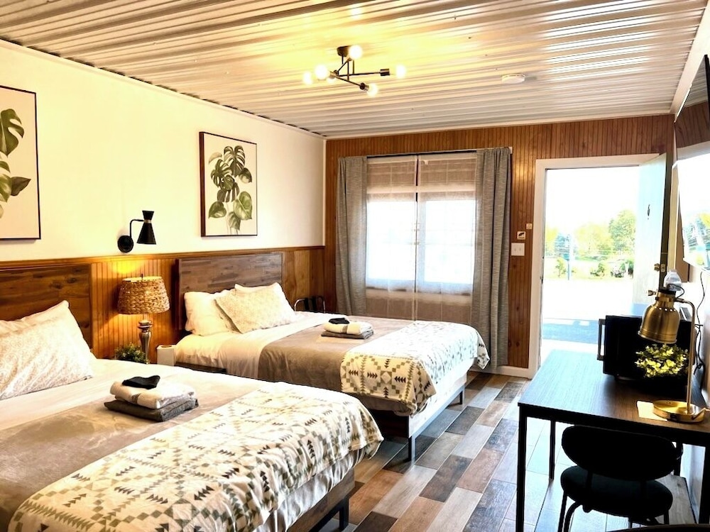 Comfort Room, 2 Double Beds photo 1