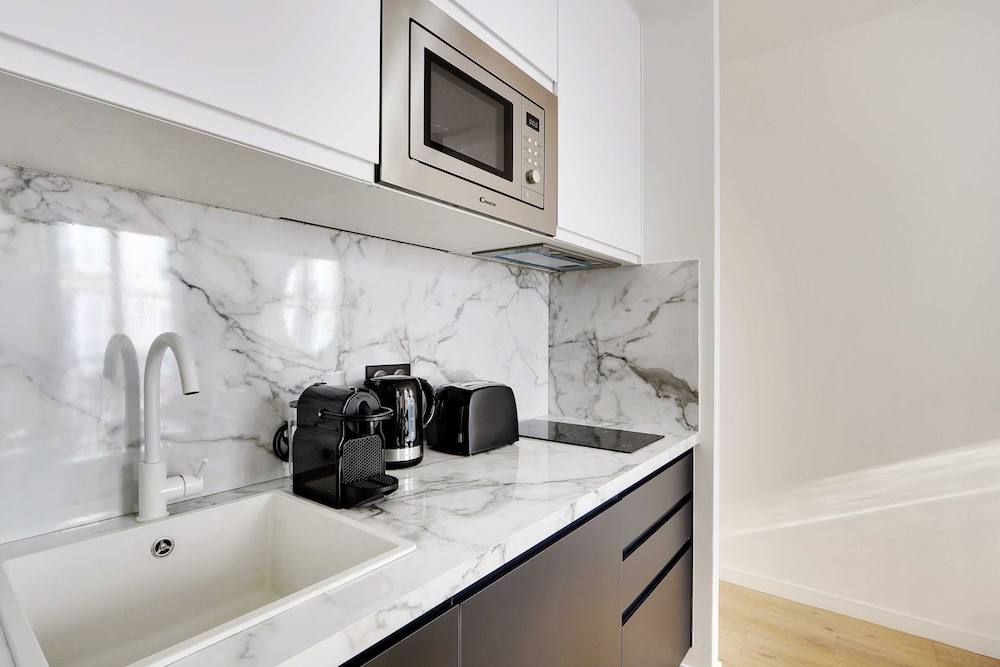 Standard Apartment, City View photo 3
