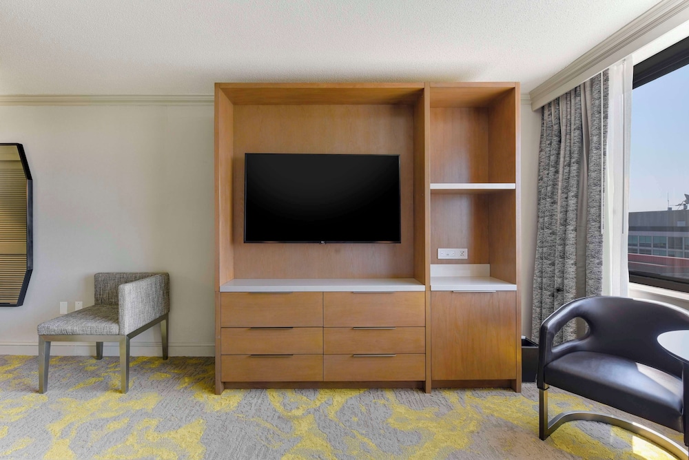 Room, 2 Double Beds, Accessible (Roll-In Shower) - Photo 3