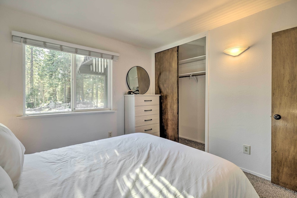 House (4 Bedrooms) photo 2