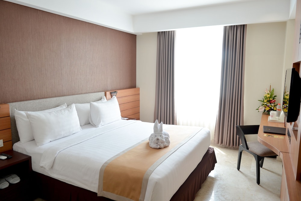 Superior Room, Non Smoking, City View photo 2