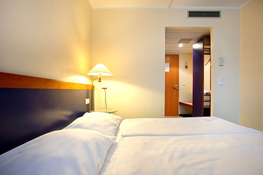 Standard Double Or Twin Room photo 1