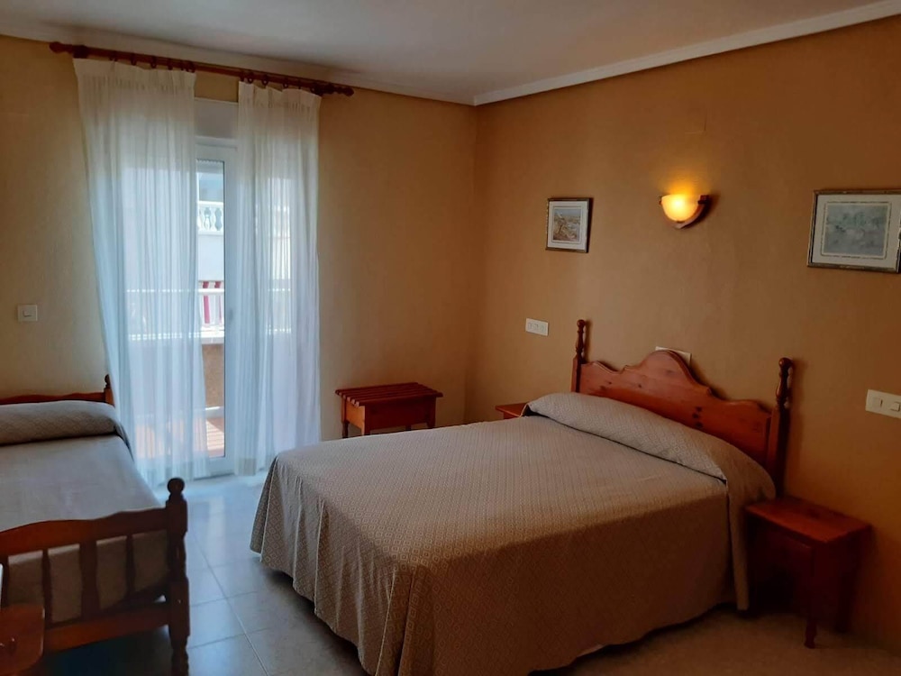 Triple Room - Photo 3