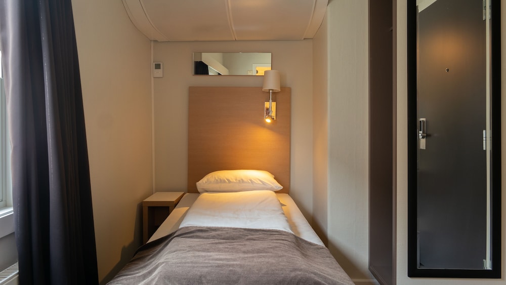 Basic Single Room, 1 Twin Bed, Non Smoking