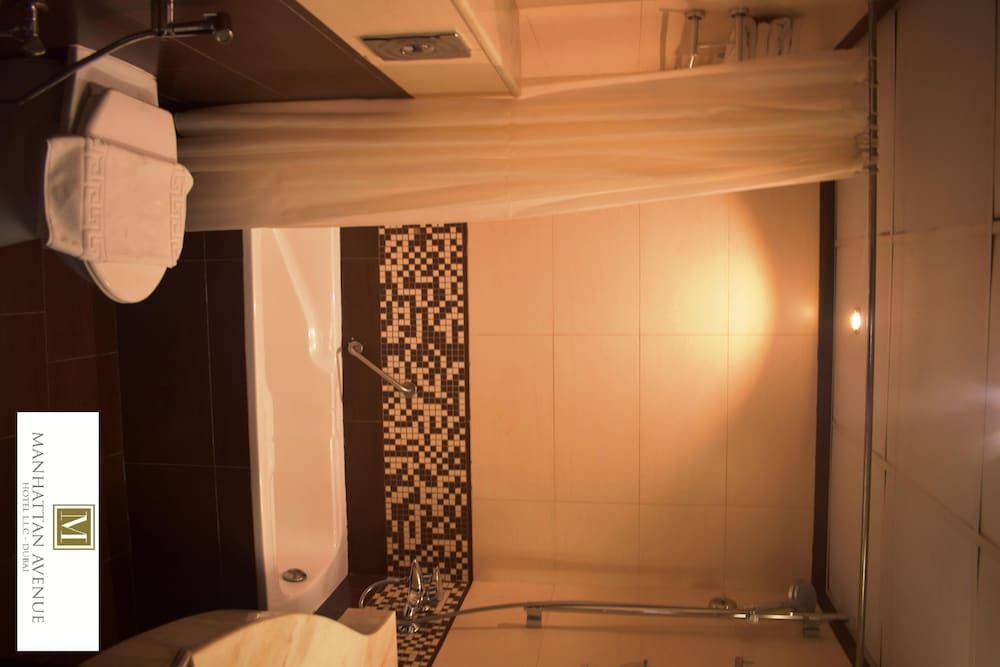 Deluxe Suite photo 2