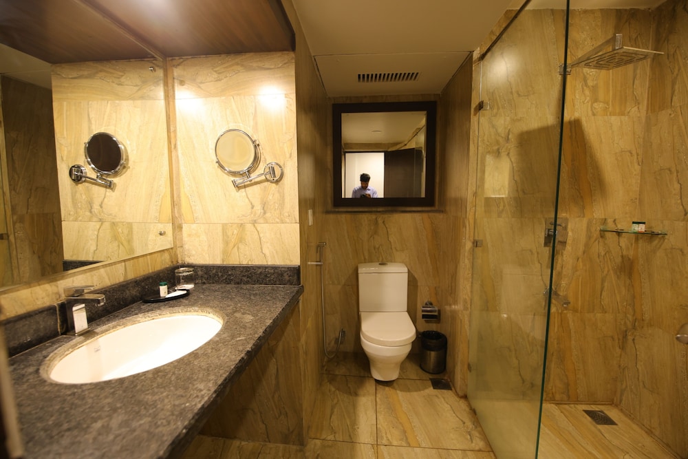 Deluxe Double or Twin Room, Hill View photo 2