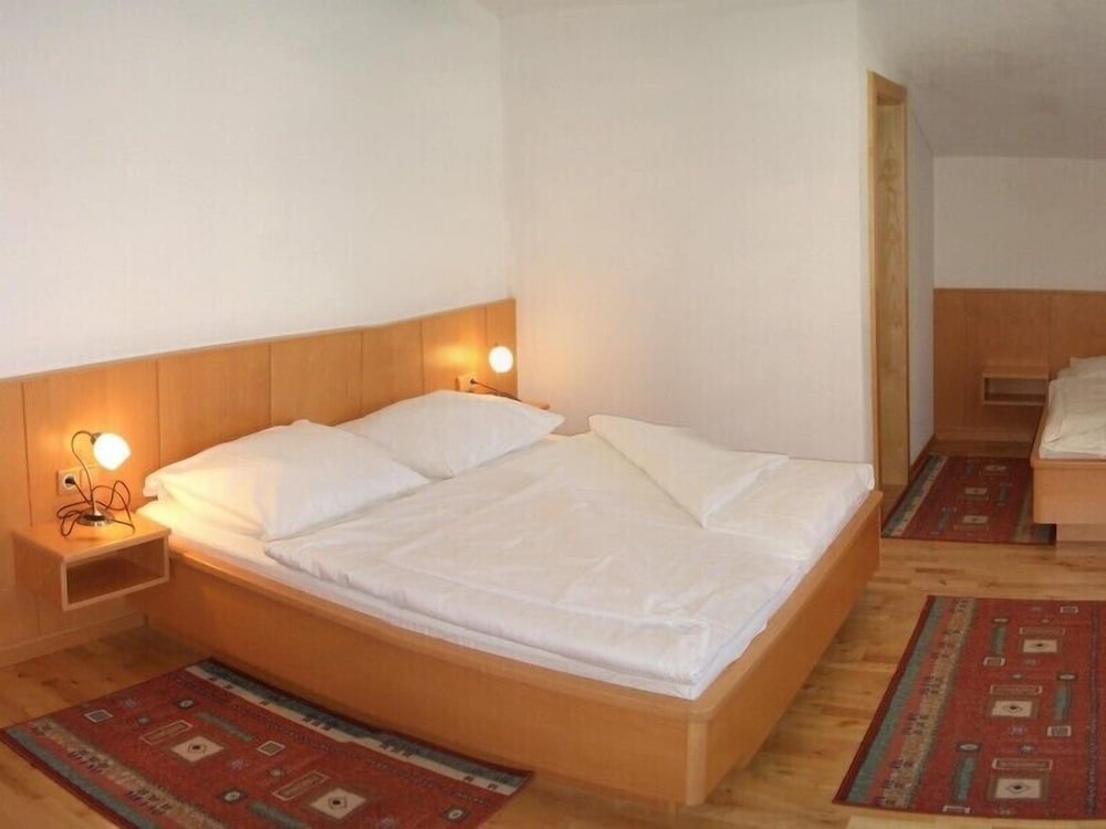 Economy Apartment, Multiple Beds (Top 3) photo 3