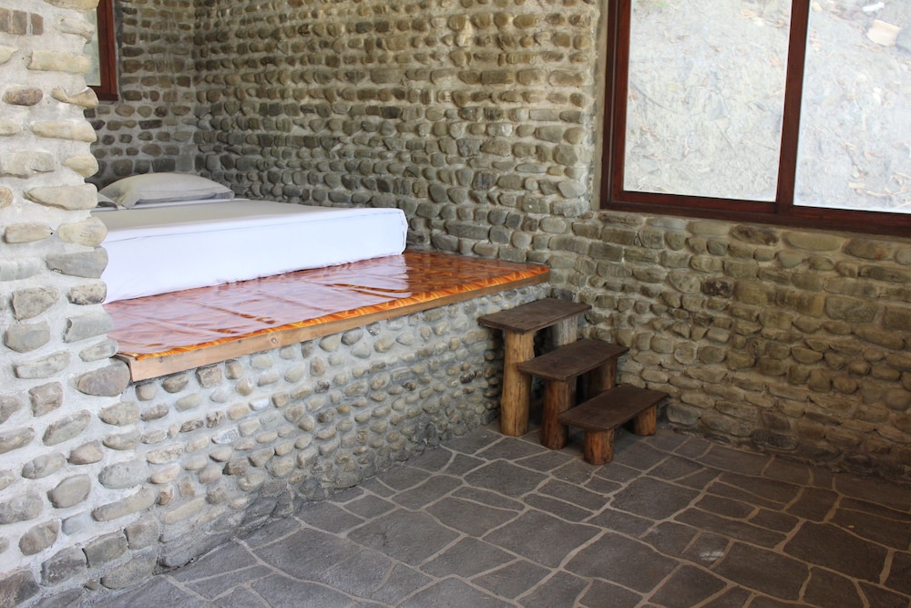 Emerald Suite Stone Cabin photo 1