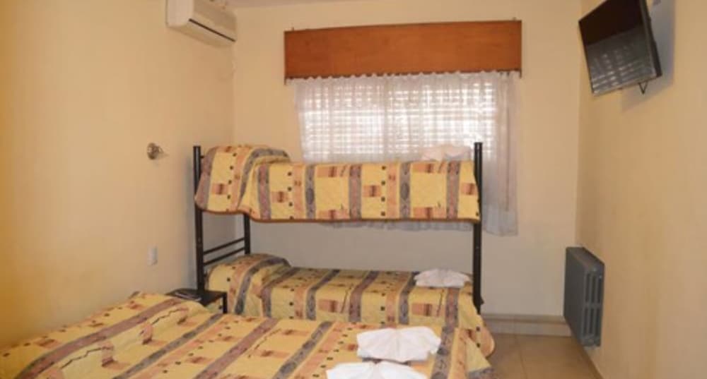 Quadruple Room, 1 Bedroom, Private Bathroom