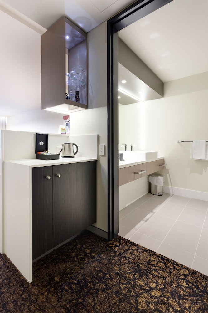 Deluxe Suite, 1 King Bed