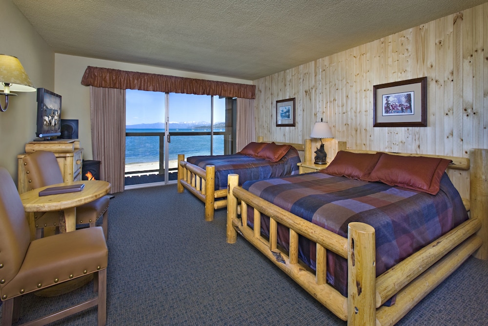 Standard Room, 2 Queen Beds, Lake View - Photo 1