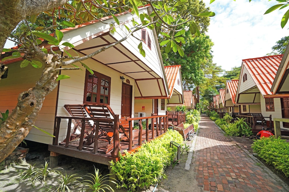 Superior Bungalow photo 3