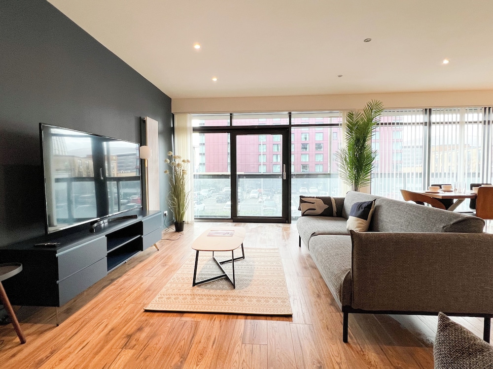 City Apartment, City View