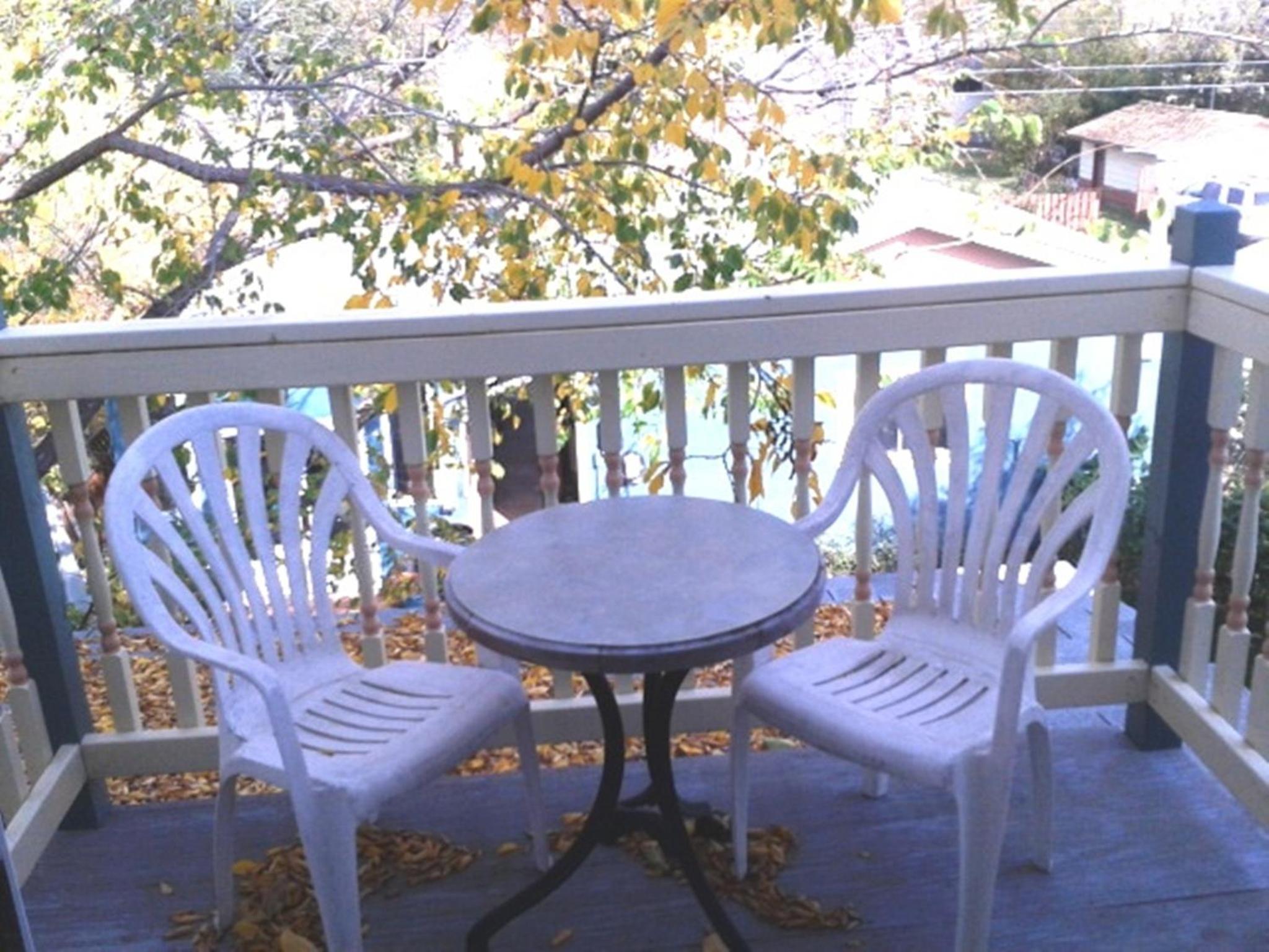 Queen Room with Balcony photo 2
