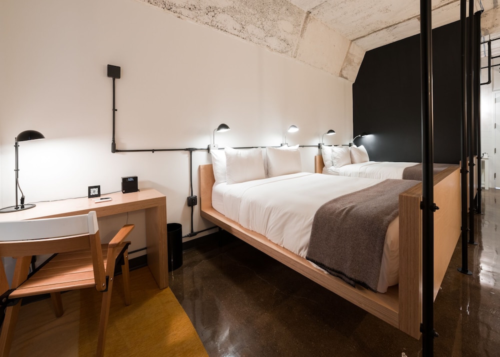 Deluxe Loft, 2 Queen Beds