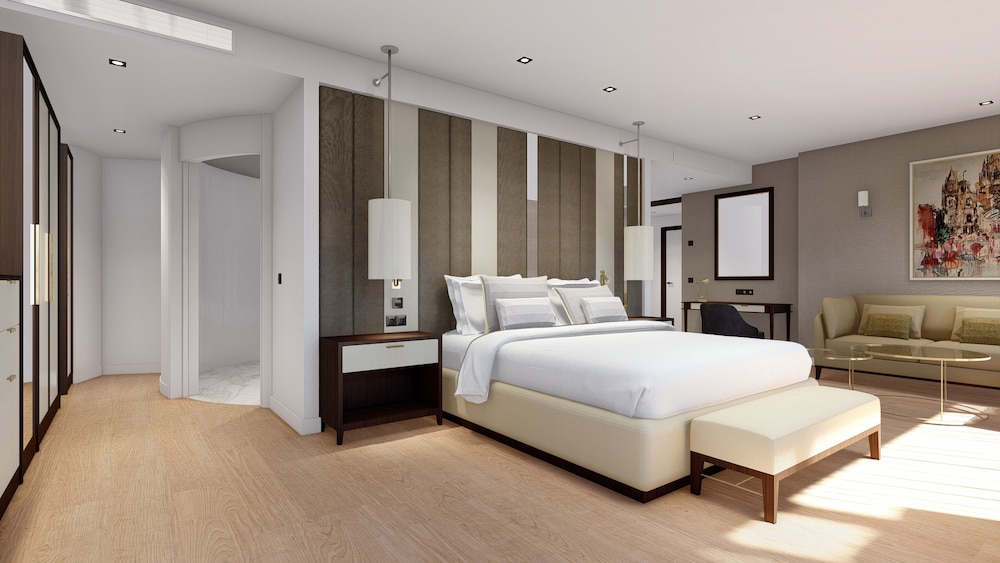 Red Level Presidential One Bedroom Suite (2+2)