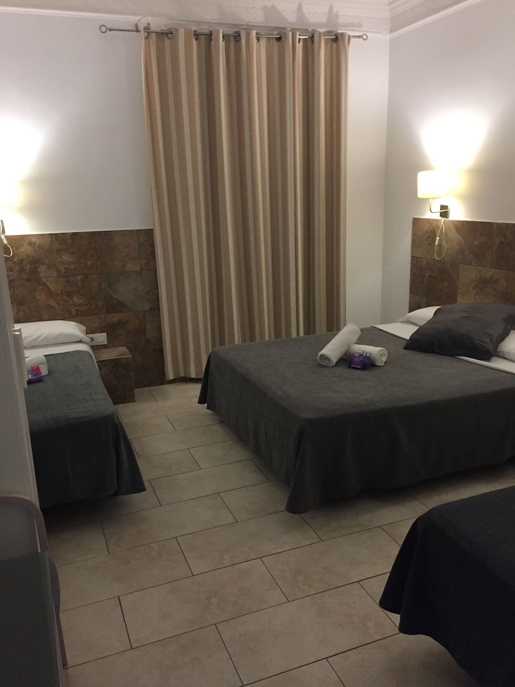 Triple Room with Extra bed