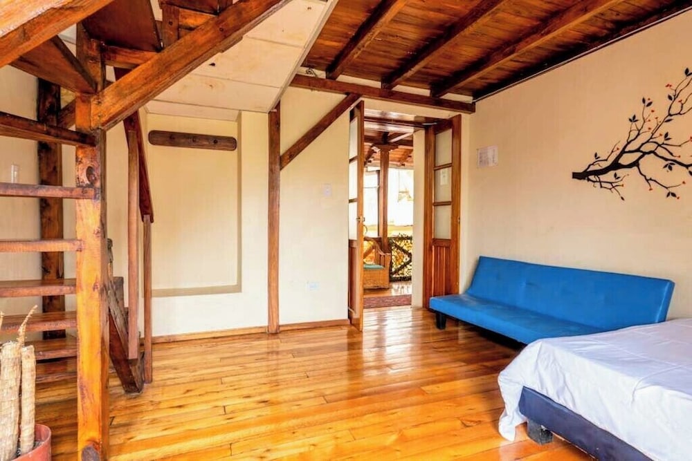 Economy Quadruple Room, 1 Bedroom, Balcony, Park View photo 3