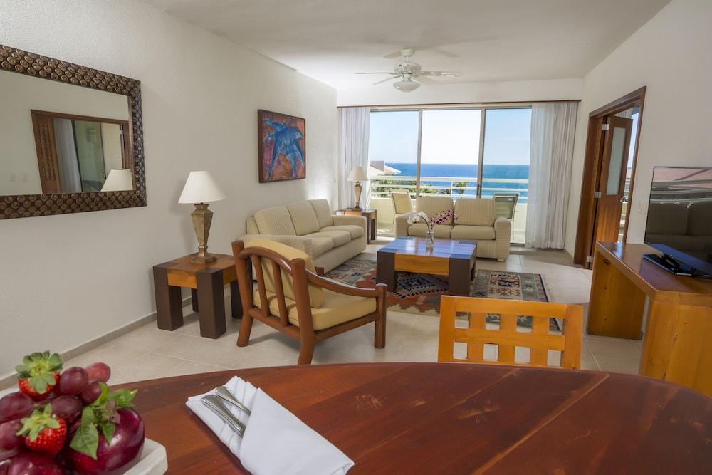 Premium Suite, Beach View (Level) photo 2