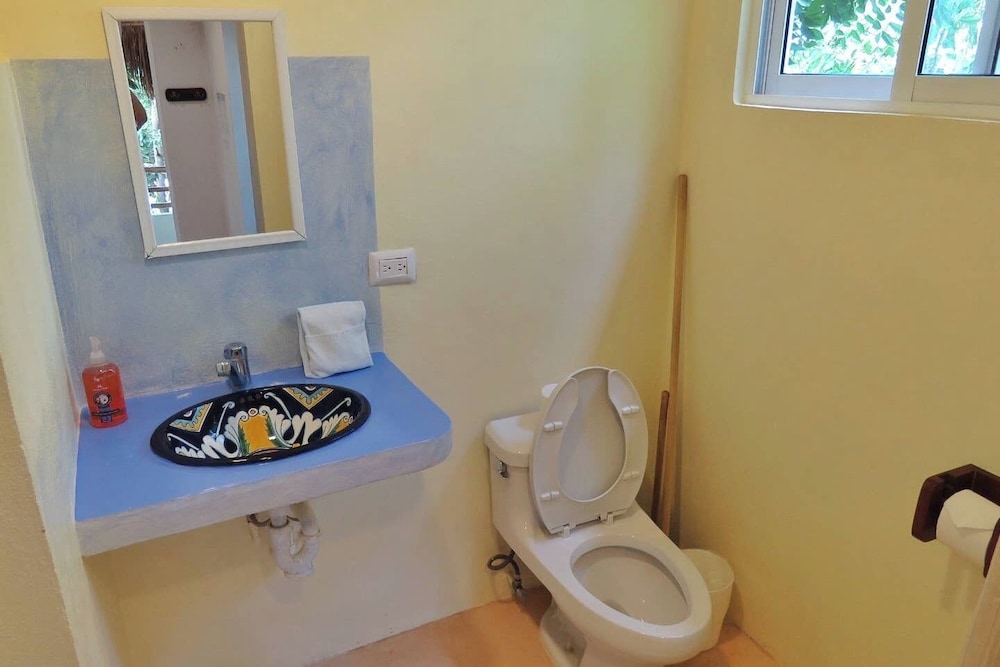 Single Room - Photo 3