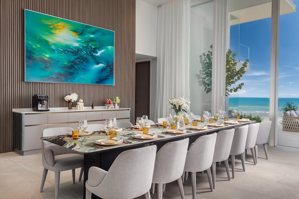 Luxury Villa, Beach View photo 2