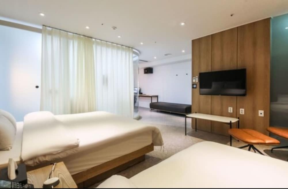 Party Room (B1) - Photo 5