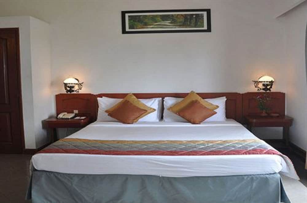 Economy Suite, 1 Double Bed photo 3