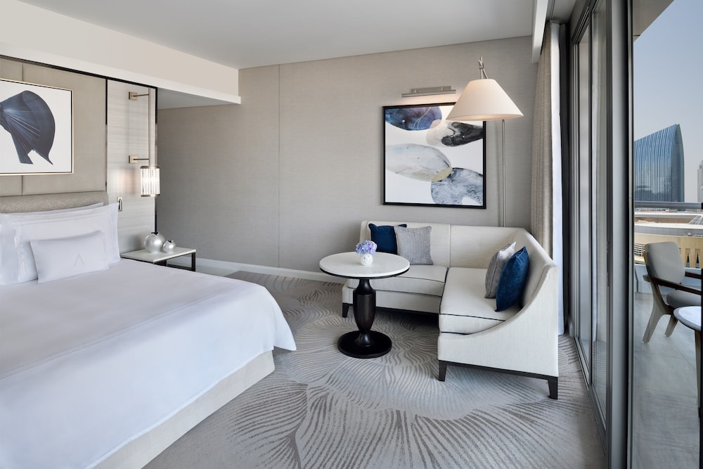 Premier Fountain and Burj Khalifa View Room - Photo 6