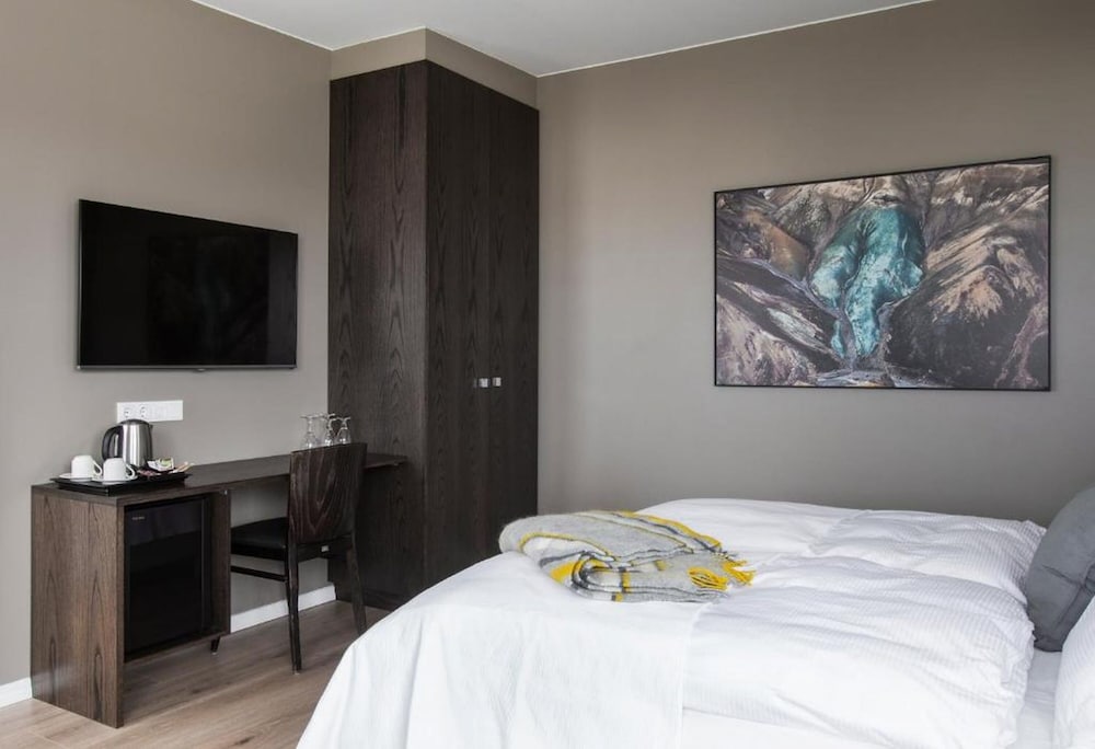 Standard Double or Twin Room - Photo 7