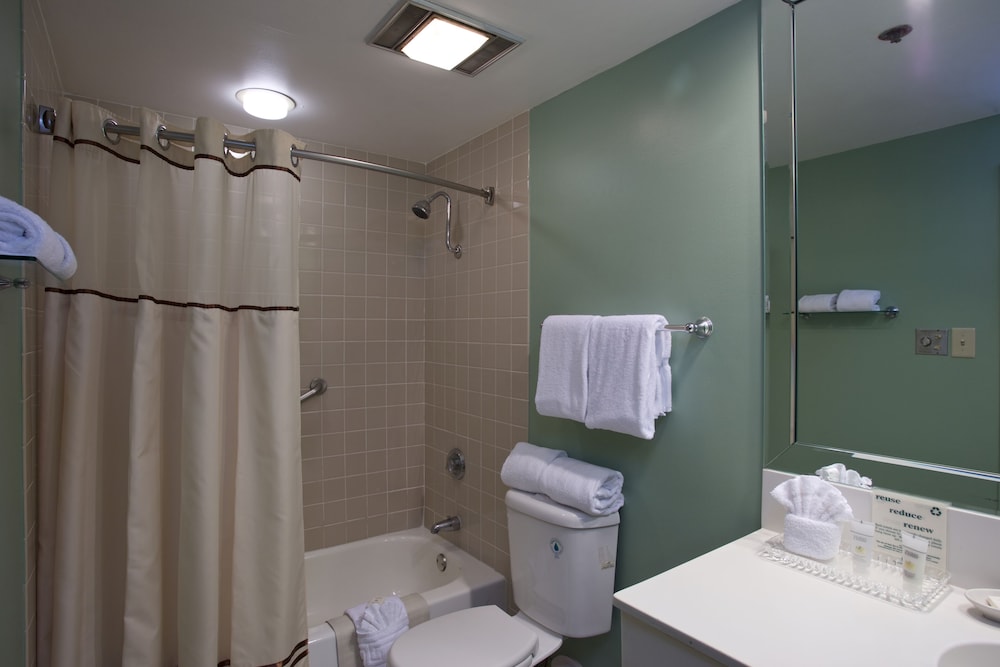 Standard Room, 1 Queen Bed - Photo 5