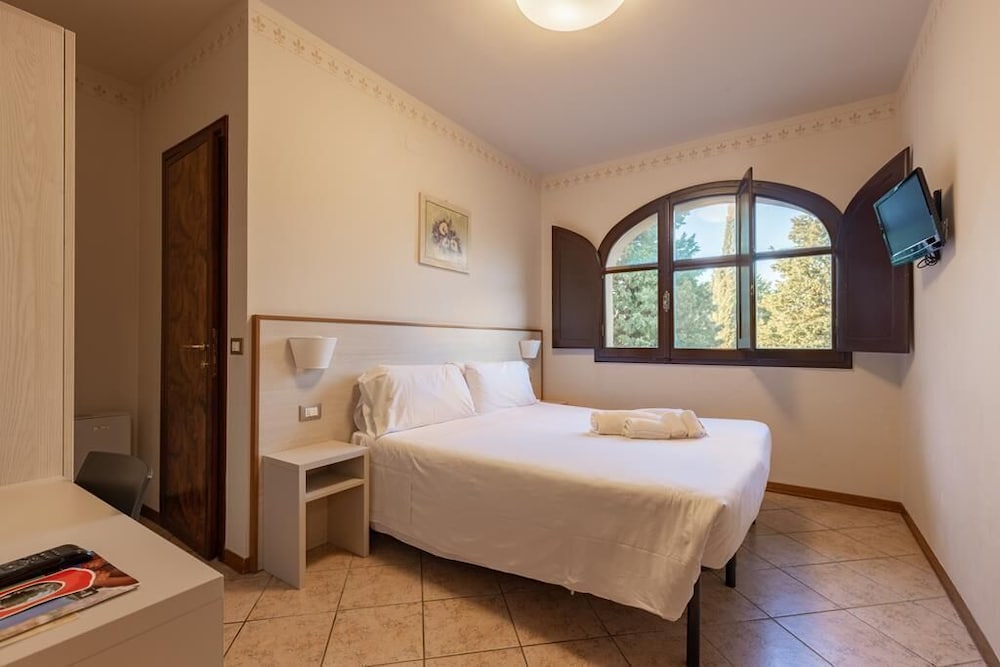Economy Double Room Single Use photo 1