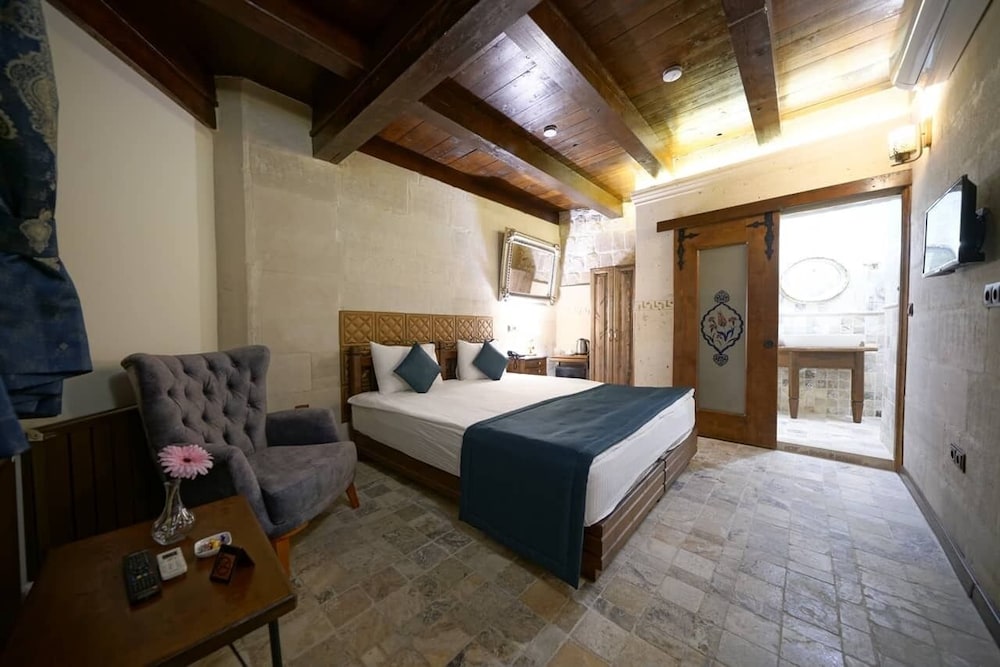 Classic Double Room, 1 Queen Bed photo 1